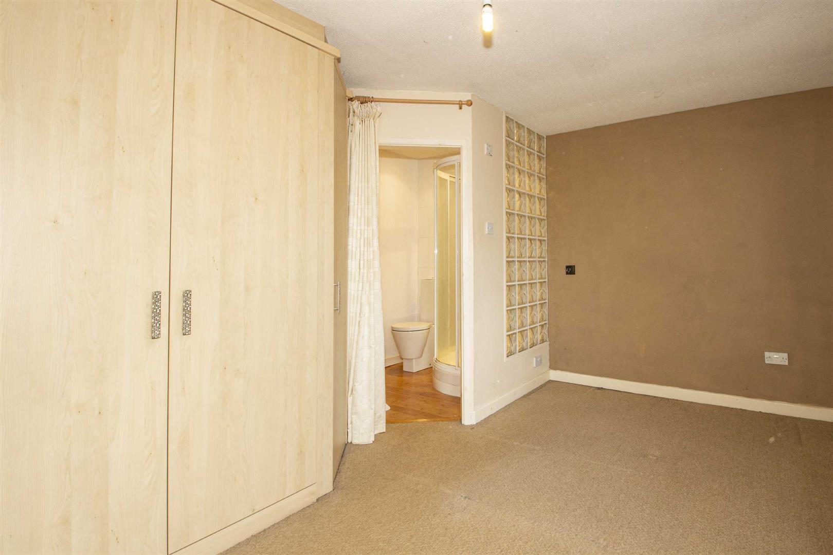 Shoreham Rise, Two Mile Ash, Milton Keynes